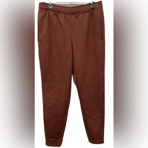 NWT VRST Fleece Jogger Pants Size Medium Earth Brown Heather Color